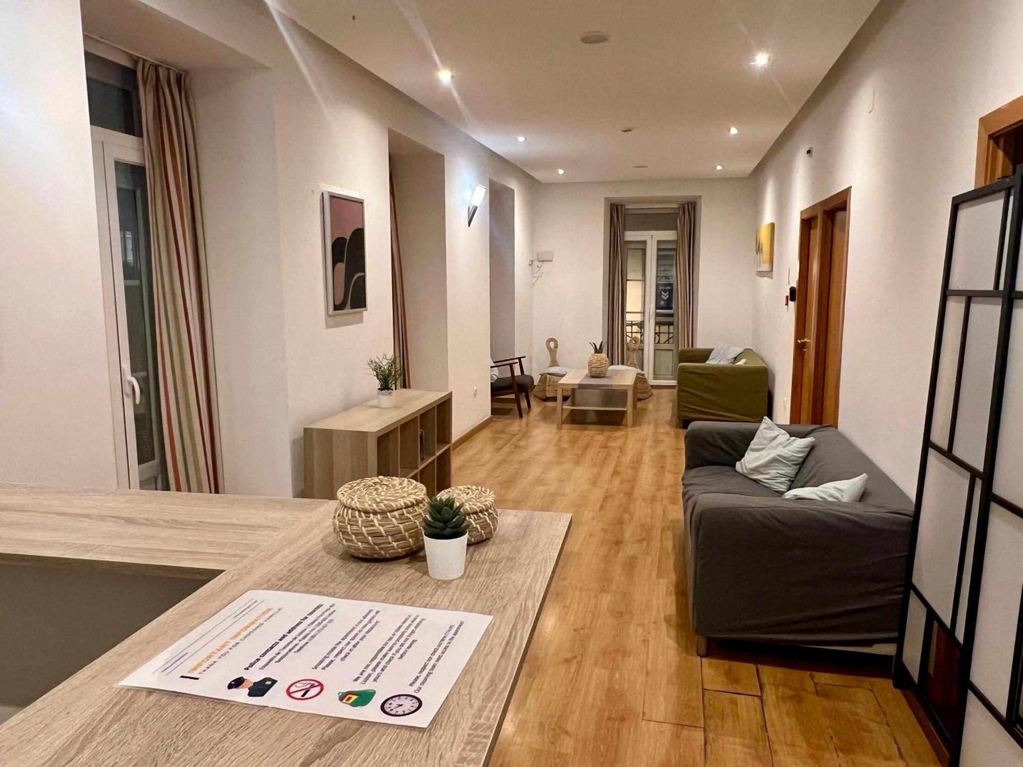 Bairro Alto Hostel Lisbon Bagian luar foto